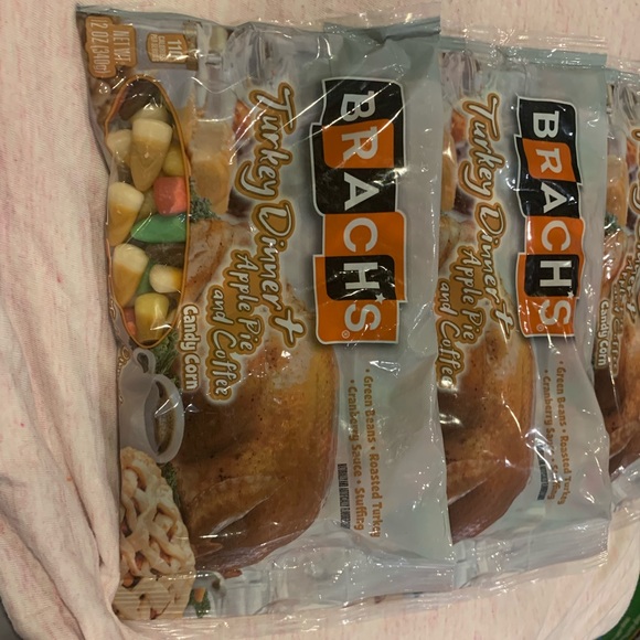 Brachs Thanksgiving Candy Corn 2021 edition - Picture 8 of 8